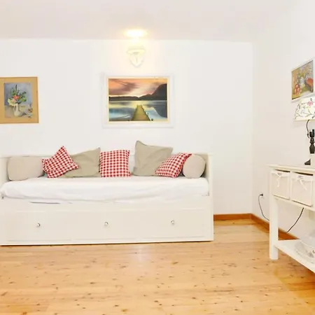 Bay House Rosohotnica - One Bedroom Врбоска